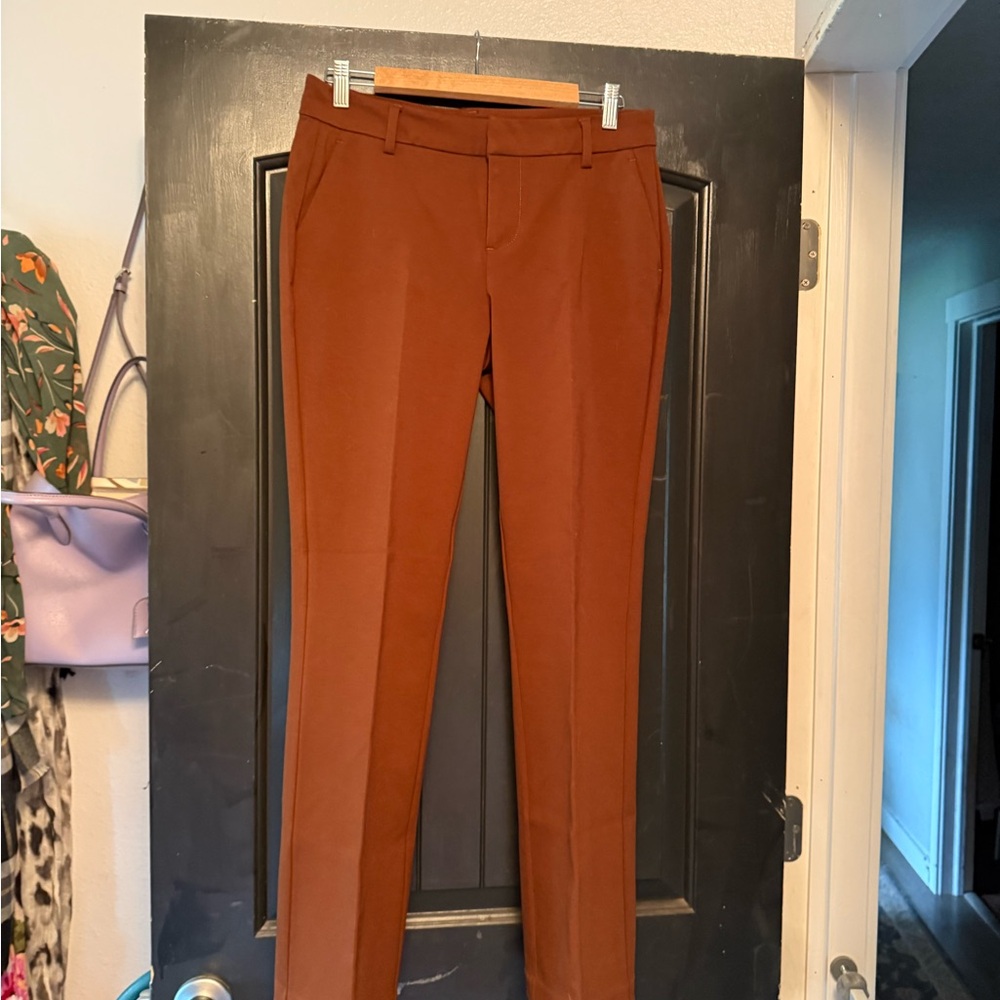 Liverpool Women’’s Brown Knit Slacks